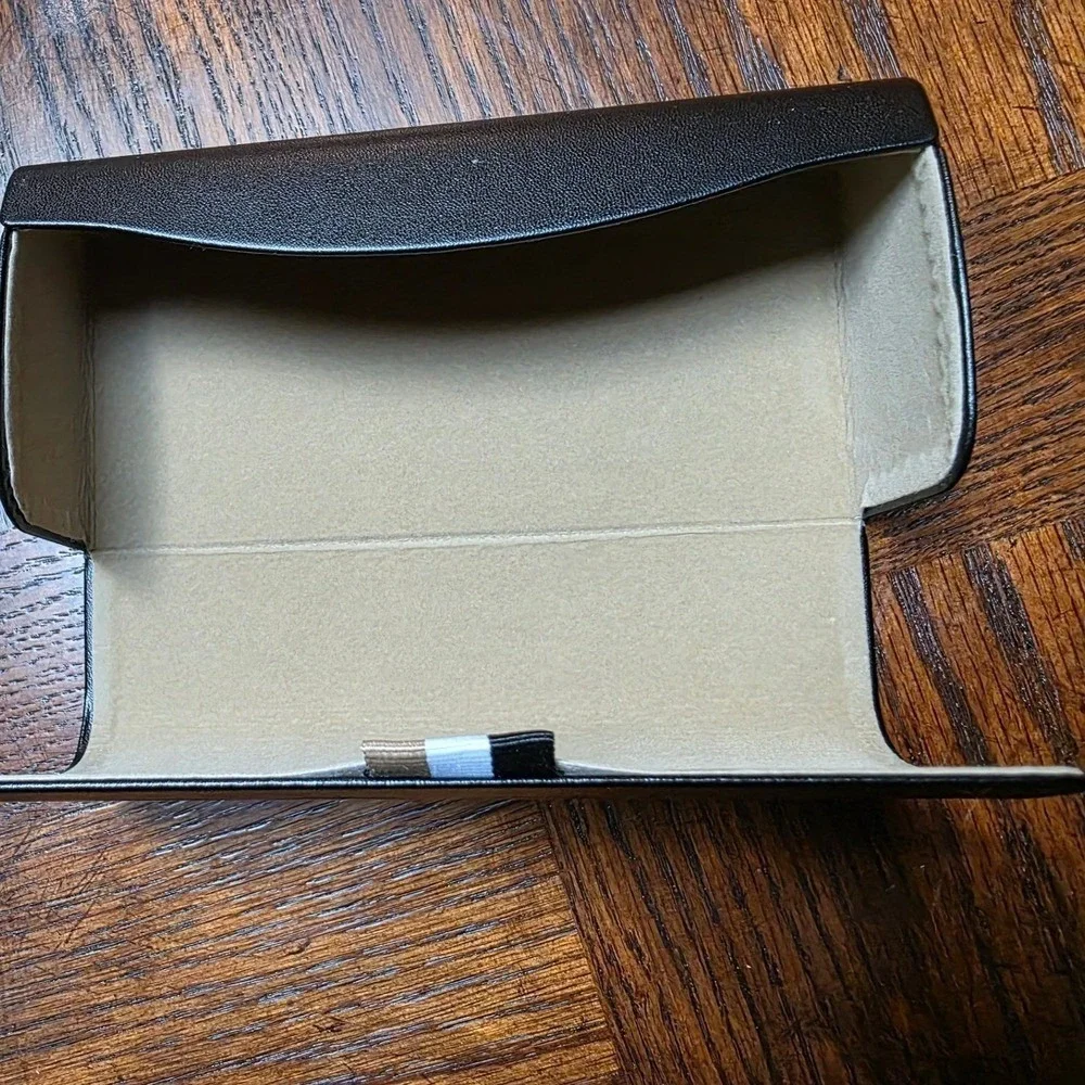 Hugo Boss Sunglasses Case Unisex OS Black Excellent Hard Shell Debossed Logo